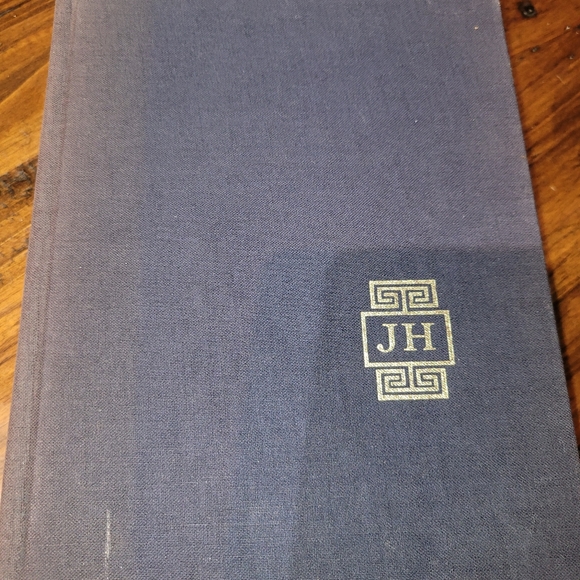 WHITE LOTUS book - Picture 6 of 6